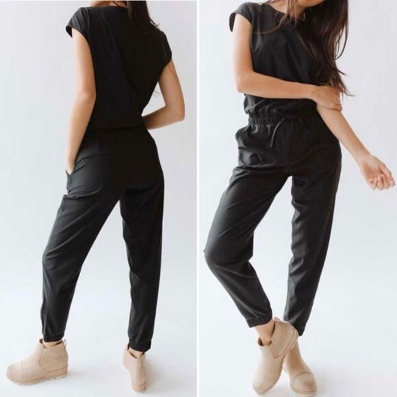 Albion Fit Cap Sleeve Jumpsuit Black Elastic Waist One Piece Size ST Small Tall - Picture 1 of 15